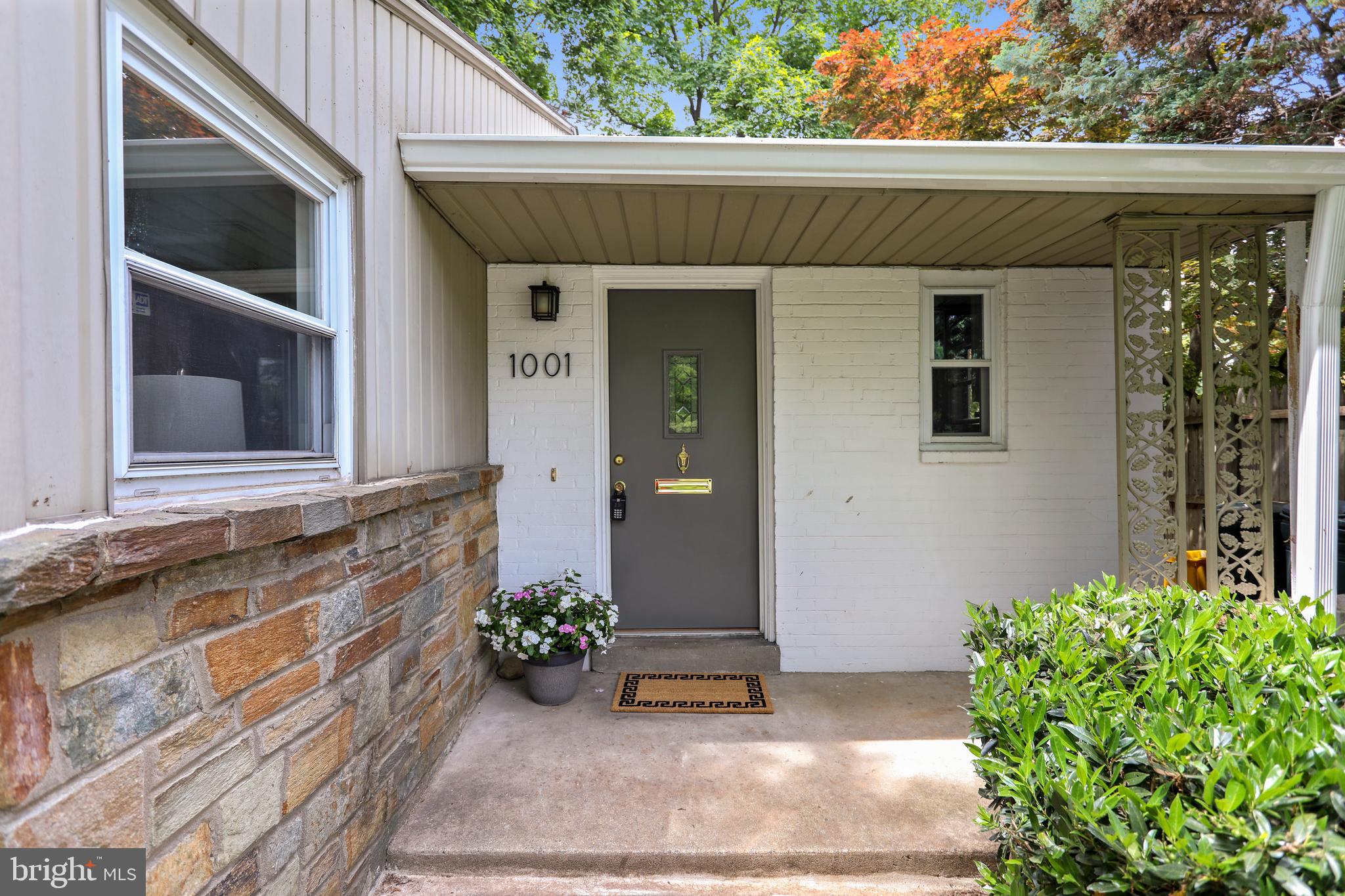 1001 Roswell Drive Silver Spring, MD 20901 - Photo 10 of 50