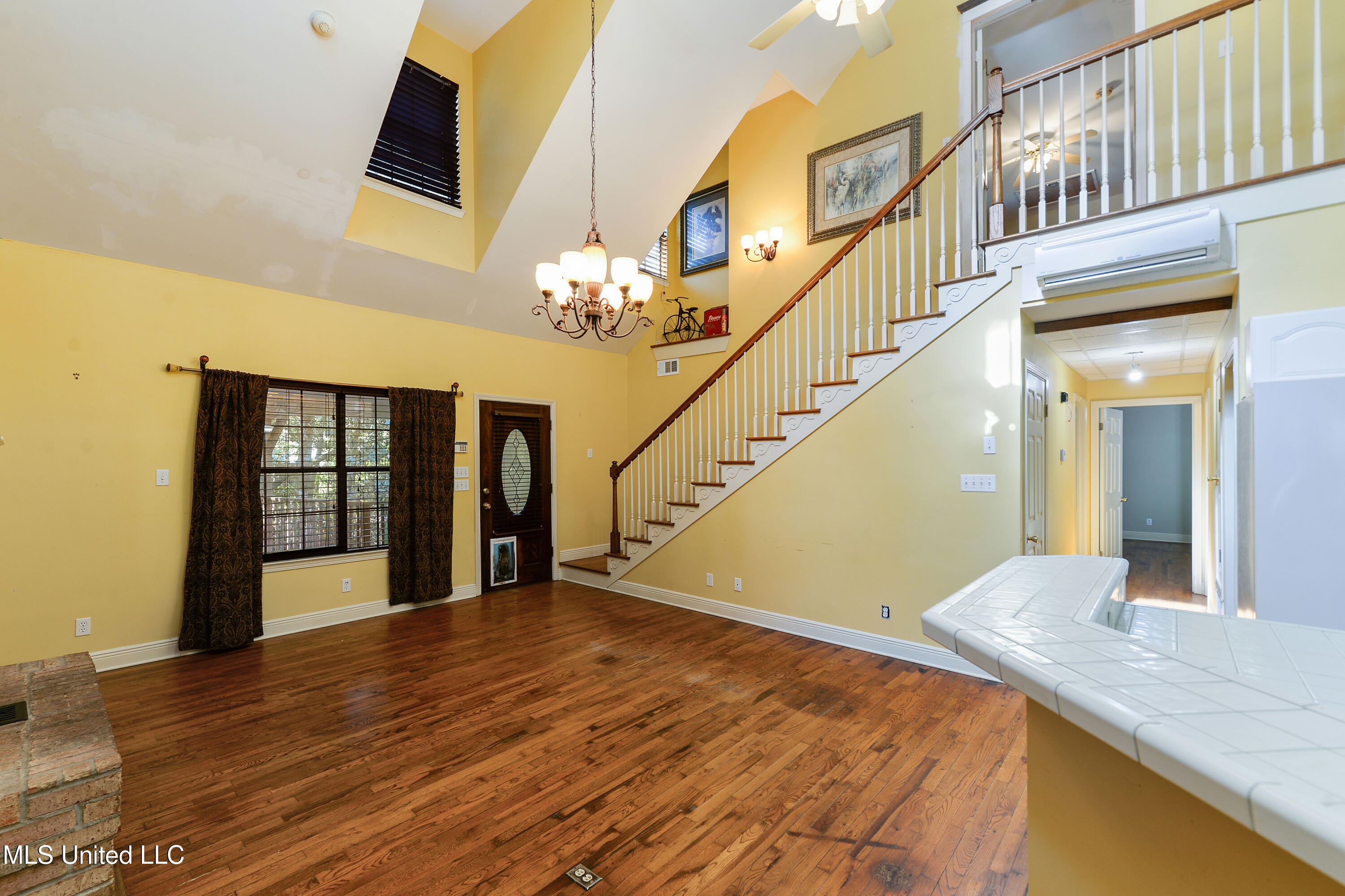 11054 Coleman Road Gulfport, MS 39503 - Photo 7 of 24 Living Room View From Dining