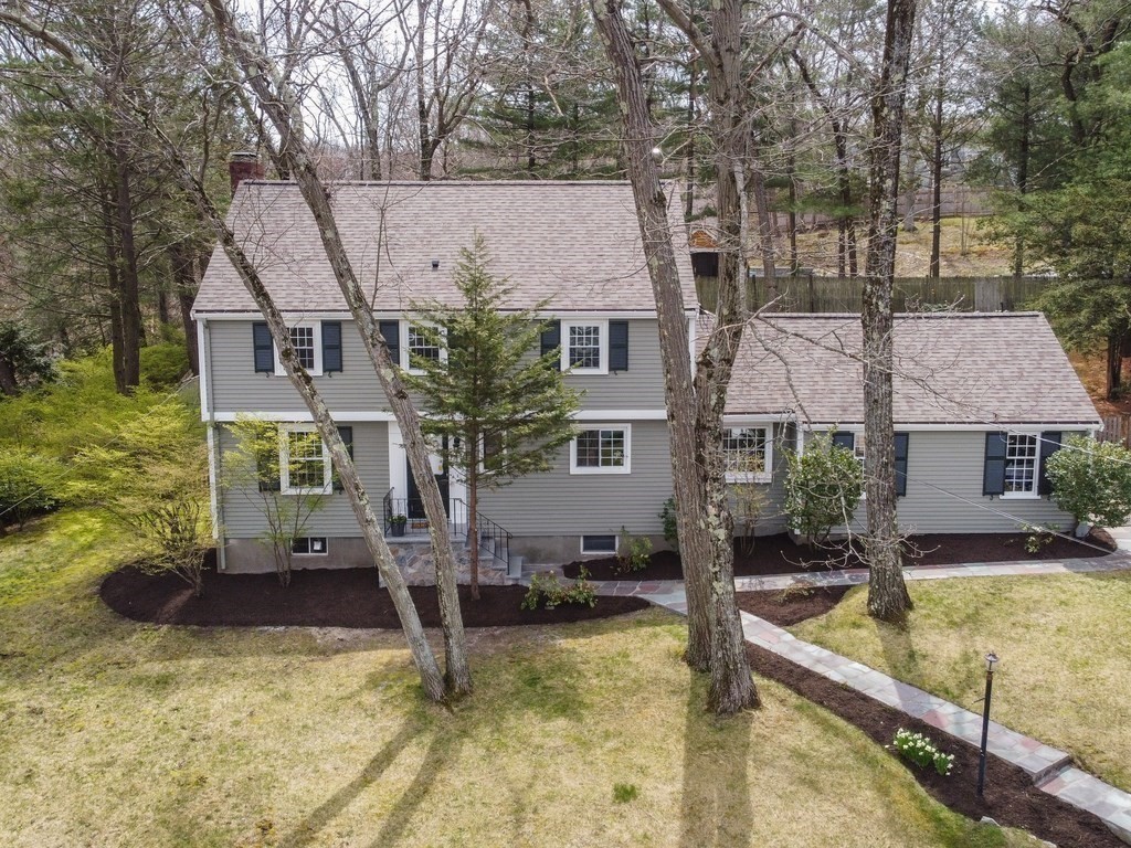 11 Olde Lyme Road Winchester, MA 01890 - Photo 2 of 31 Gallery Image 2
