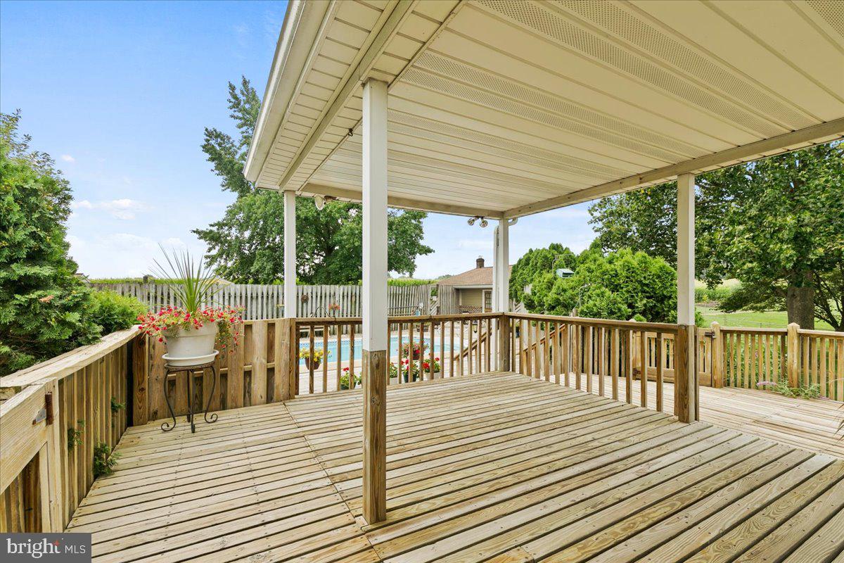 592 Prospect Road Manheim, PA 17545 - Photo 5 of 52 Gallery Image 5