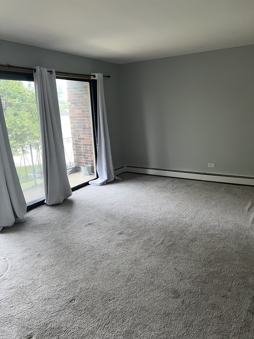 8739 South Roberts Road, Unit 2 Hickory Hills, IL 60457 - Photo 12 of 14