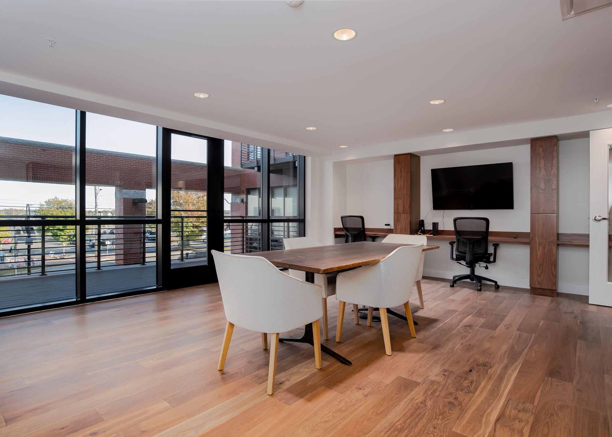387 Commercial Street, Unit 710 Portland, ME 04101 - Photo 41 of 45 Shared Work Space