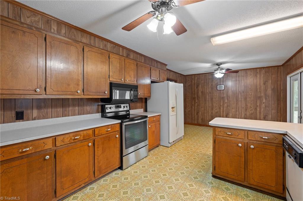 2670 Turner Road Mebane, NC 27302 - Photo 15 of 47 Gallery Image 15