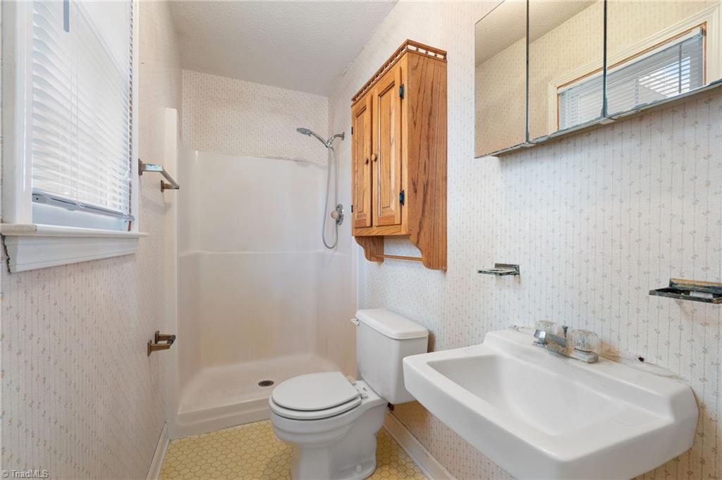 2670 Turner Road Mebane, NC 27302 - Photo 23 of 47 Gallery Image 23