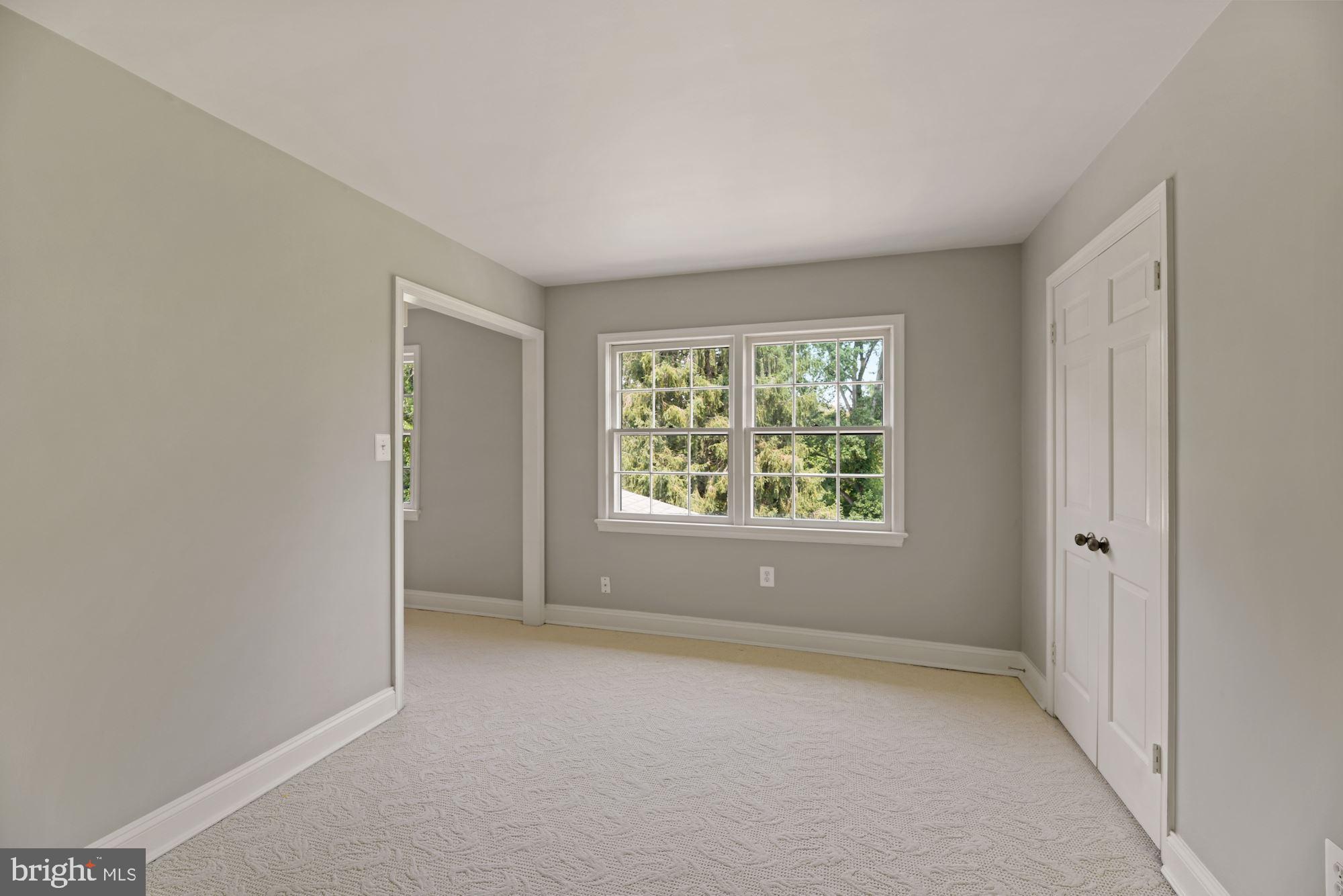8314 Riding Ridge Place McLean, VA 22102 - Photo 22 of 36 Primary Sitting Room