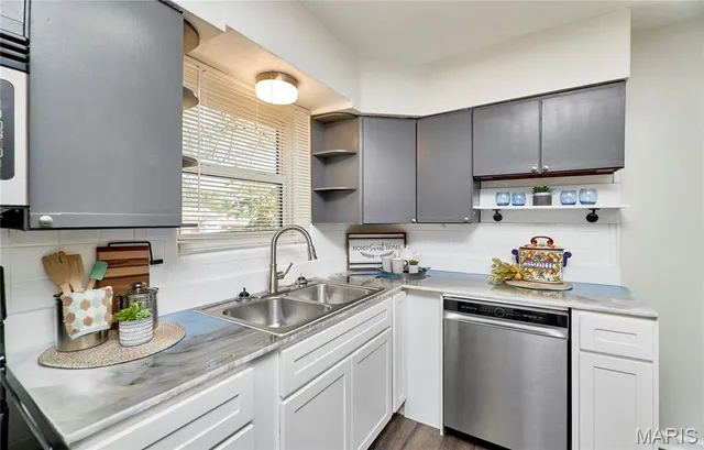 $118,000 | 905 Hornsby Avenue, St. Louis, MO 63147