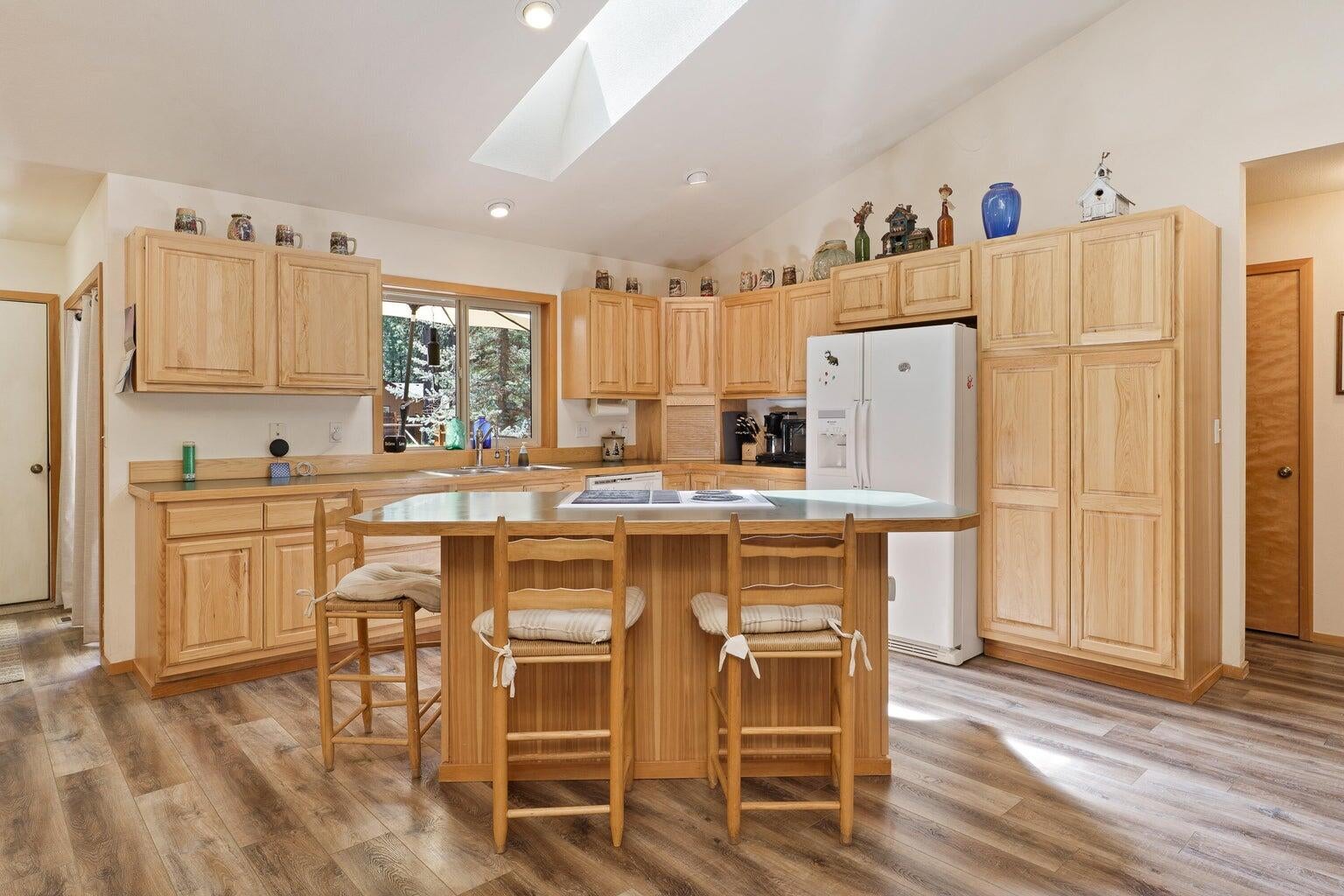 17149 Norwalk Road Bend, OR 97707 - Photo 11 of 32 Norwalk_14