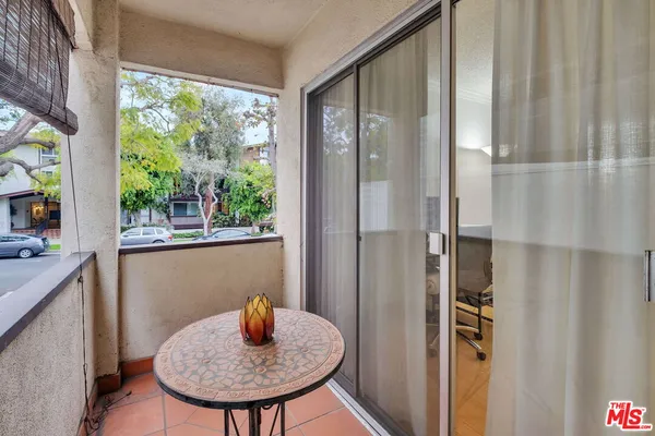 $445,000 | 5651 North Sumner Way, Unit 102, Culver City, CA 90230