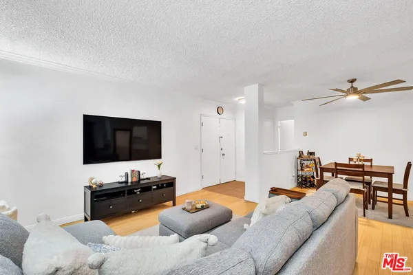 $445,000 | 5651 North Sumner Way, Unit 102, Culver City, CA 90230