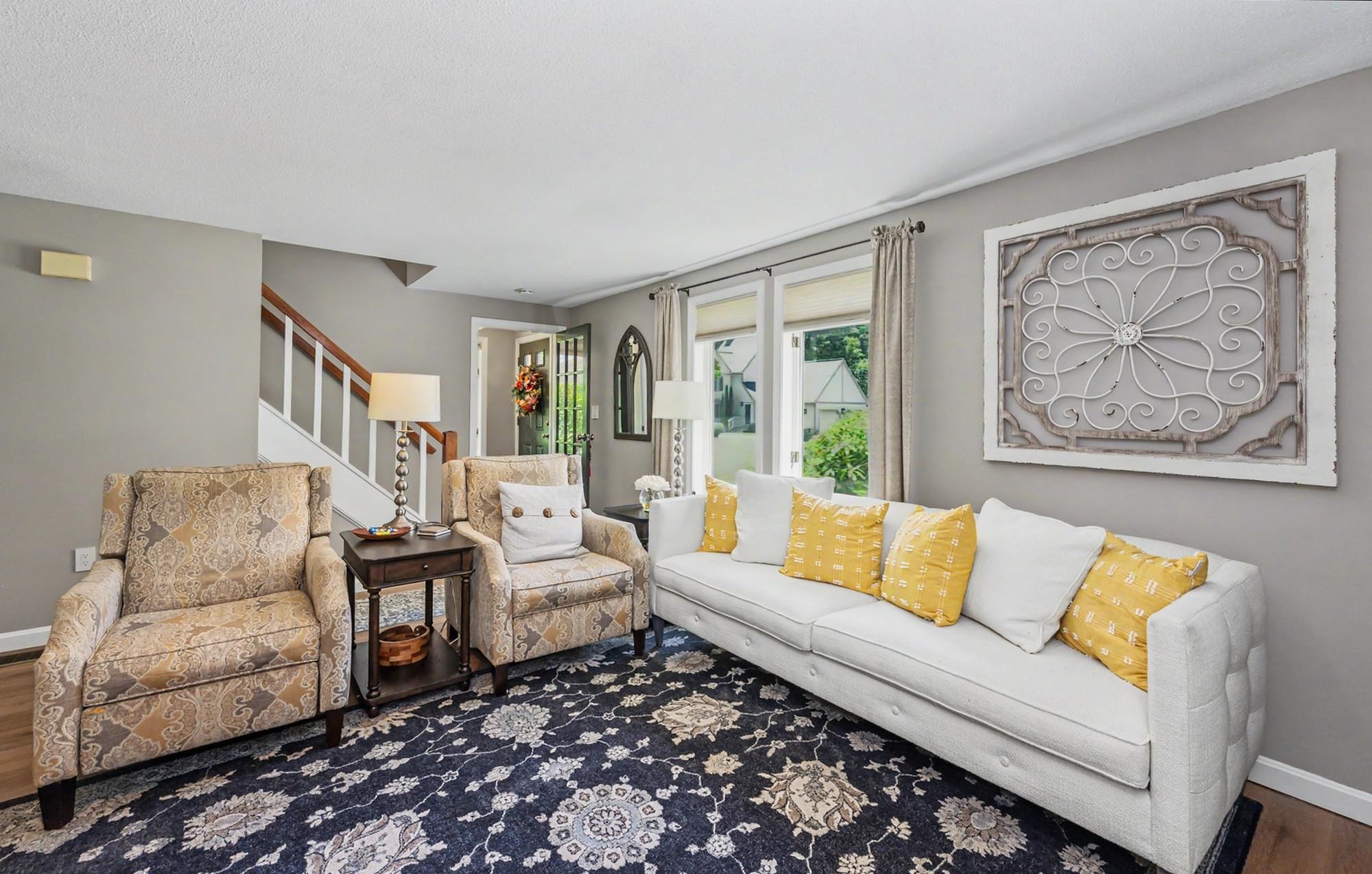 3 Salisbury Road Nashua, NH 03064 - Photo 7 of 48
