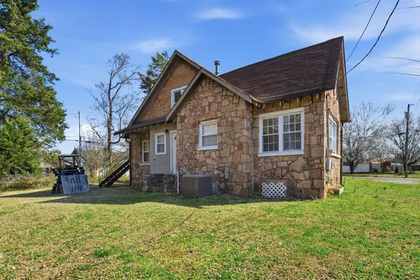 $249,900 | 115 North Florida Avenue, Parsons, TN 38363
