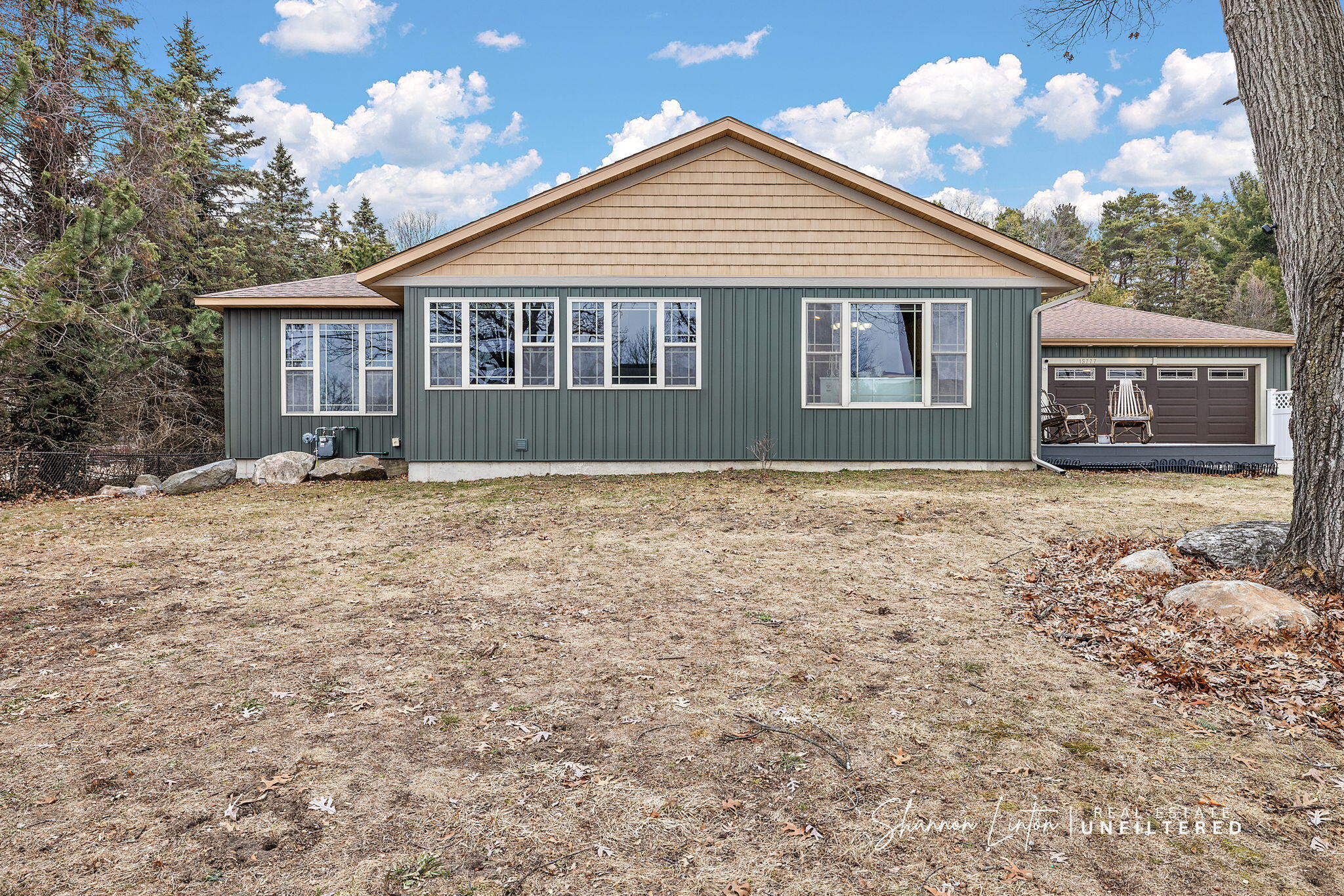 15777 Rannes Street Spring Lake, MI 49456 - Photo 2 of 87 58-web-or-mls-2R9A8679