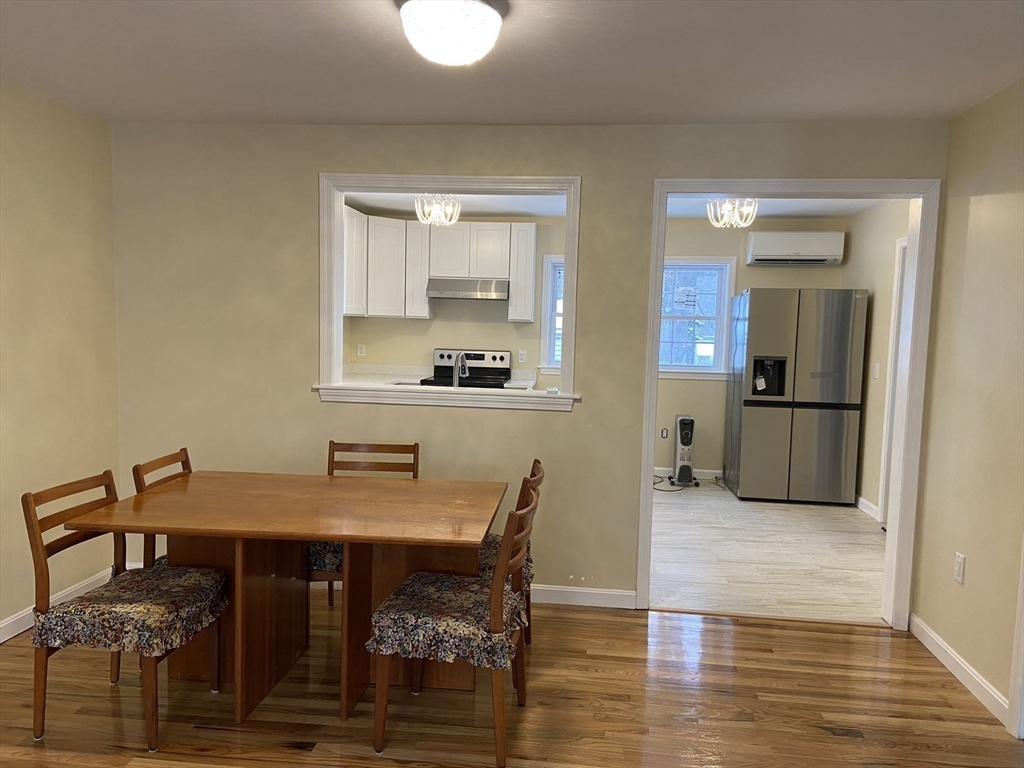 32 Meadow Road Northborough, MA 01532 - Photo 2 of 5