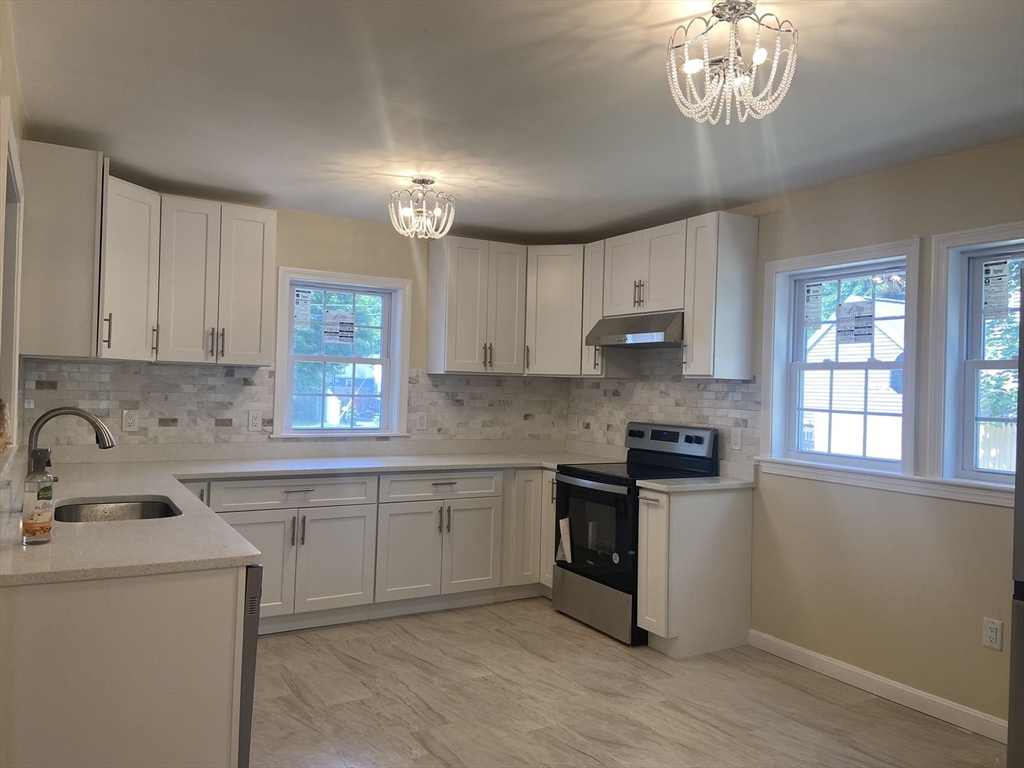 32 Meadow Road Northborough, MA 01532 - Photo 3 of 5