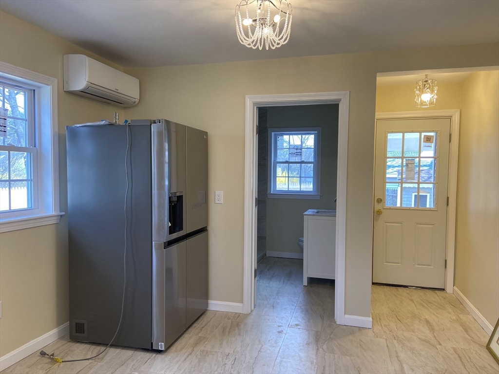 32 Meadow Road Northborough, MA 01532 - Photo 4 of 5