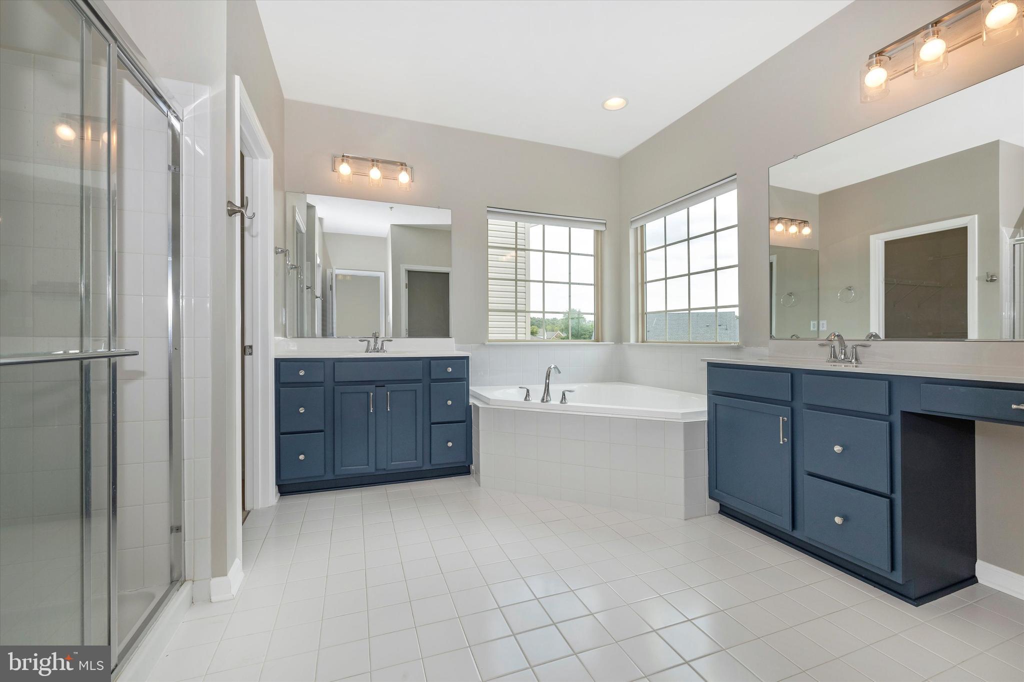 8405 Eagles Nest Road Frederick, MD 21704 - Photo 25 of 43 Primary Bathroom