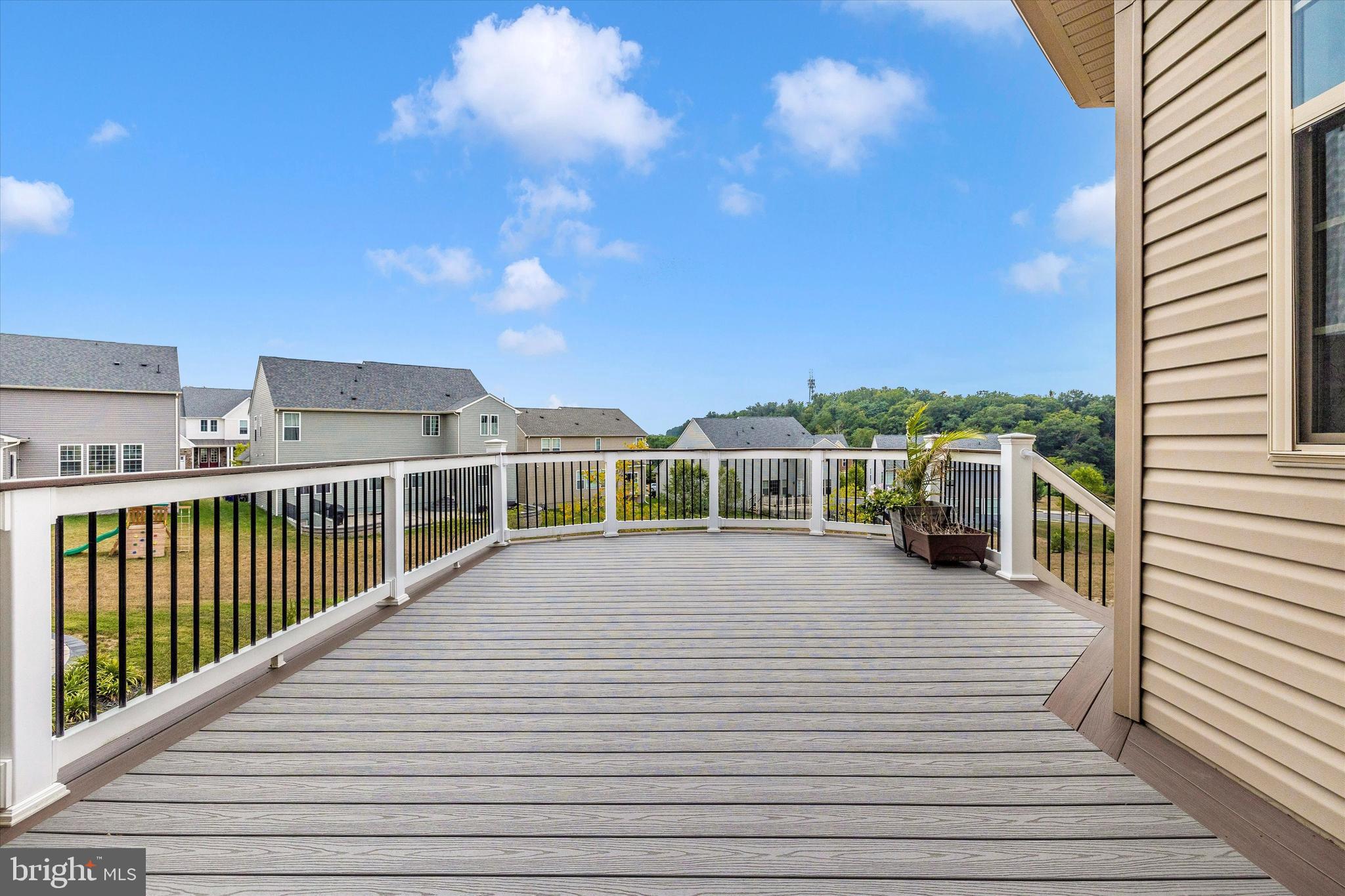 8405 Eagles Nest Road Frederick, MD 21704 - Photo 37 of 43 Spacious Deck