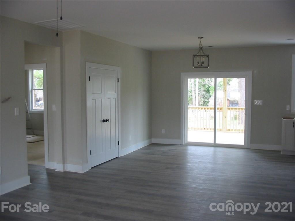 860 South Cherry Road Rock Hill, SC 29732 - Photo 2 of 12 Gallery Image 2