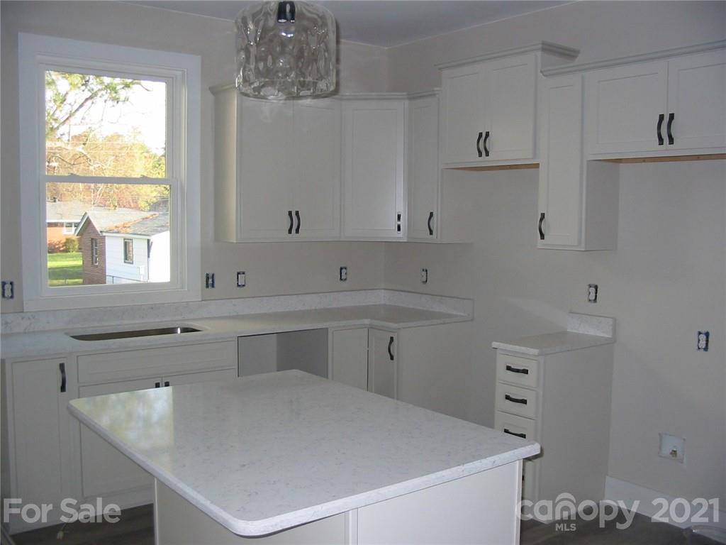 860 South Cherry Road Rock Hill, SC 29732 - Photo 12 of 12 Gallery Image 12
