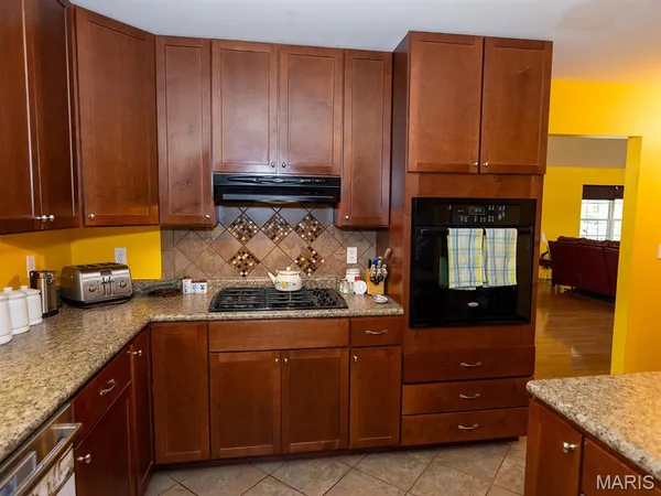 $988,300 | 1175 Pike 41, Bowling Green, MO 63334