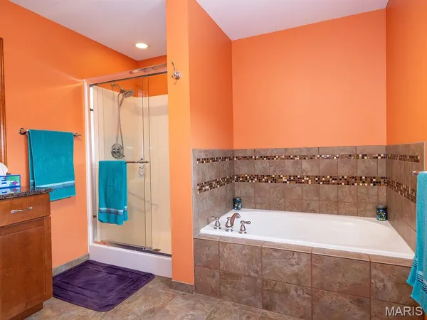 $988,300 | 1175 Pike 41, Bowling Green, MO 63334