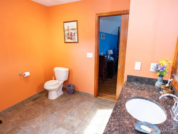 $988,300 | 1175 Pike 41, Bowling Green, MO 63334