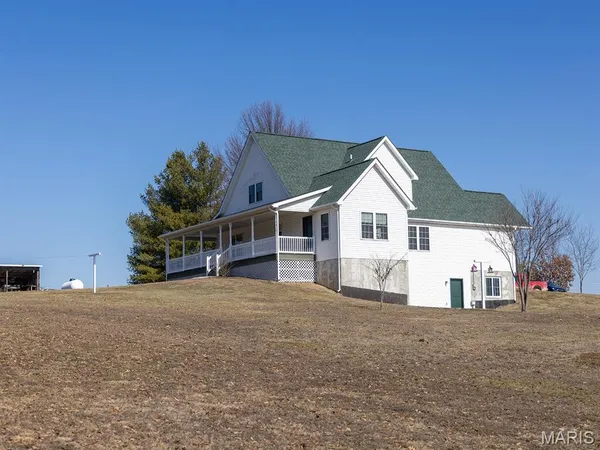 $988,300 | 1175 Pike 41, Bowling Green, MO 63334