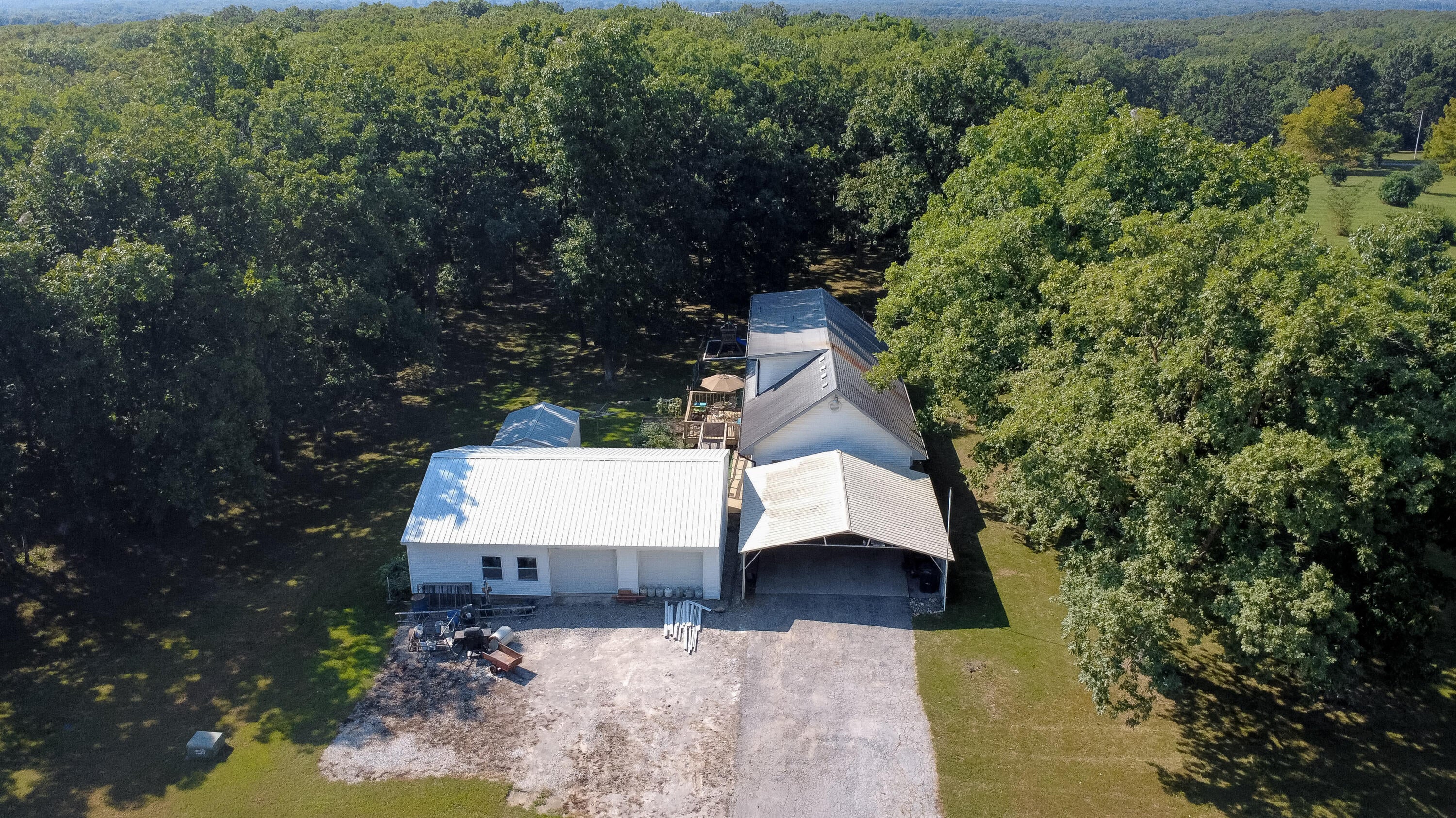 3900 East Graybill Road Sturgeon, MO 65284 - Photo 37 of 46 Gallery Image 37