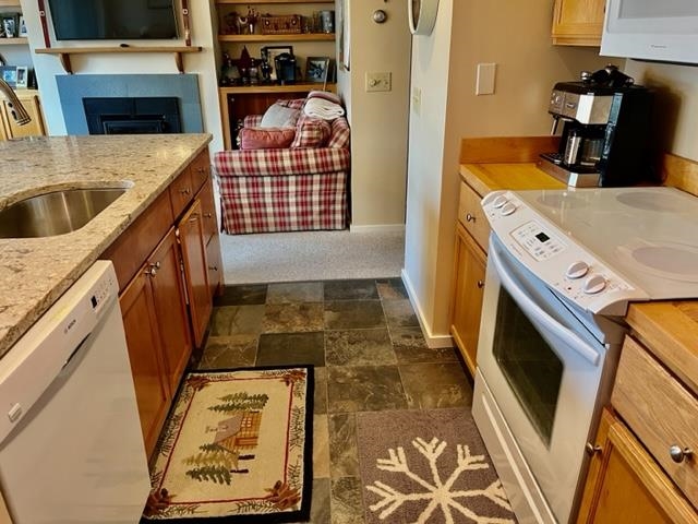130 Snow Creek Road, Unit 40 Warren, VT 05674 - Photo 8 of 33 Gallery Image 8