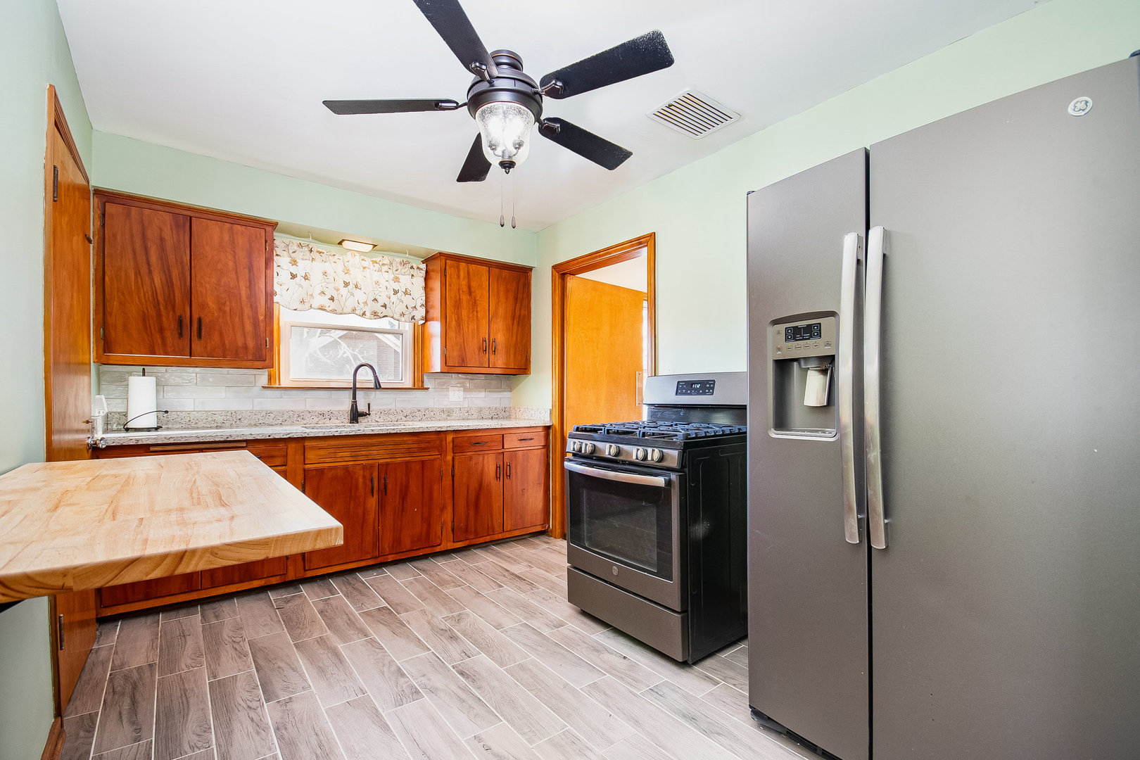 114 Ruth Street Calumet City, IL 60409 - Photo 22 of 25 Gallery Image 22