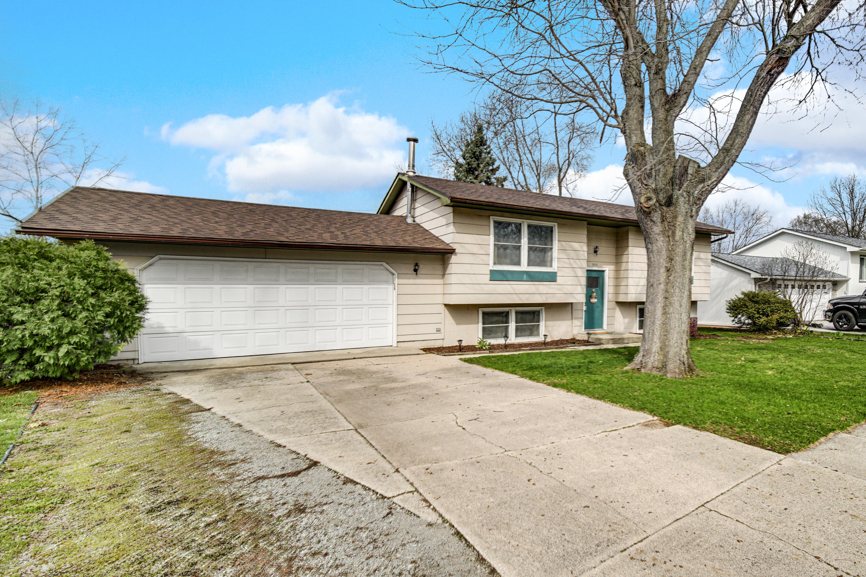 301 Walnut Lane Crown Point, IN 46307 - Photo 14 of 19 3000x2000