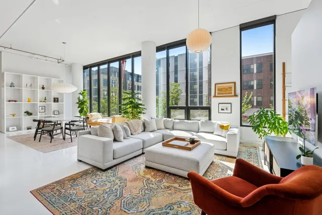 $1,000,000 | 750 South 2nd Street, Unit 202, Minneapolis, MN 55401