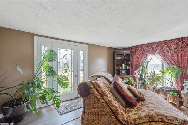 $315,000 | 19 Whig Hill Road, West Monroe, NY 13167