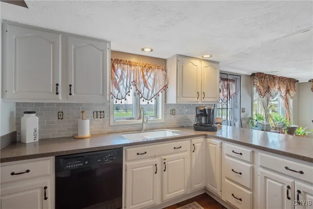 $315,000 | 19 Whig Hill Road, West Monroe, NY 13167