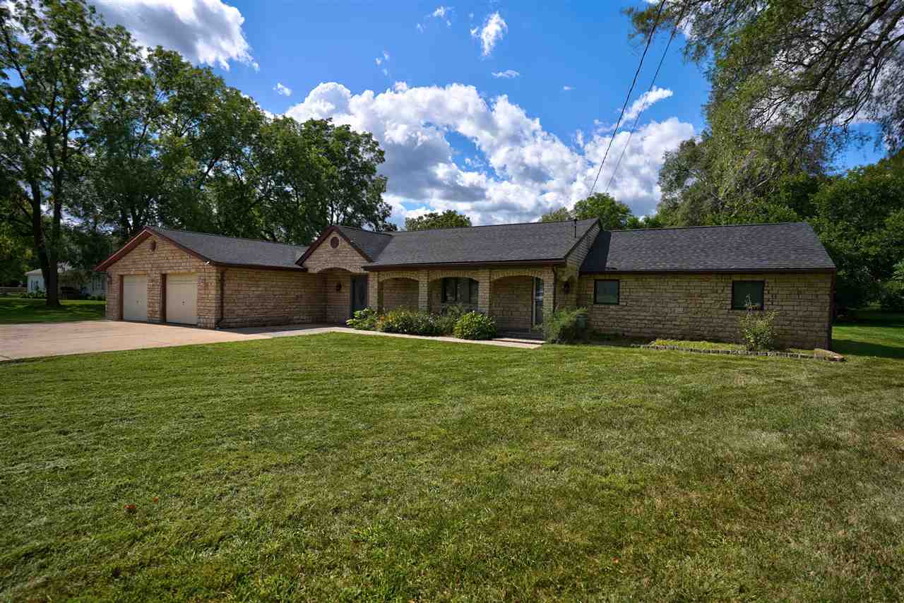 6161 North Genesee Road Flint, MI 48506 - Photo 2 of 47