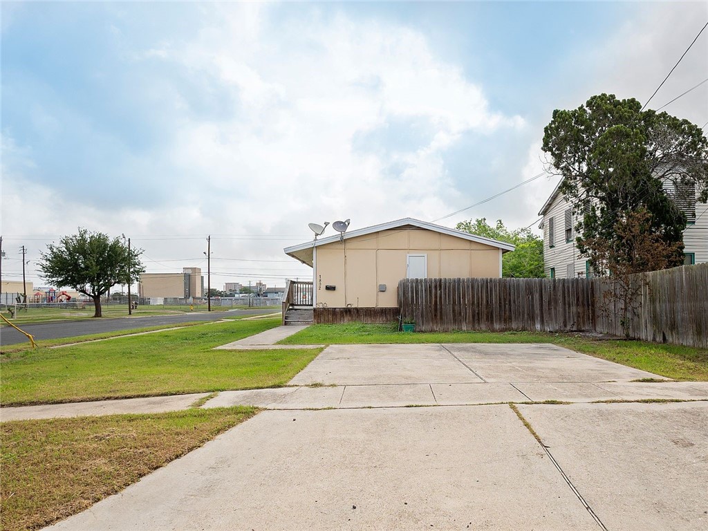 1802 16th Street Corpus Christi, TX 78404 - Photo 18 of 18