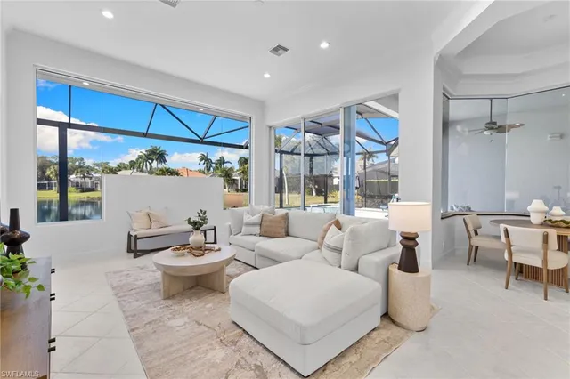 $2,395,000 | 1624 Manchester Court, Naples, FL 34109