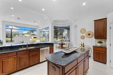 $2,395,000 | 1624 Manchester Court, Naples, FL 34109