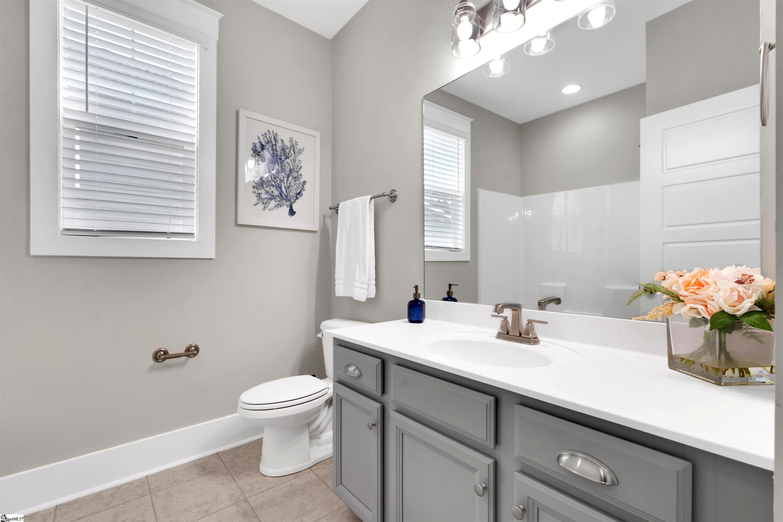 4 Townsend Avenue Greer, SC 29651 - Photo 6 of 36 Gallery Image 6