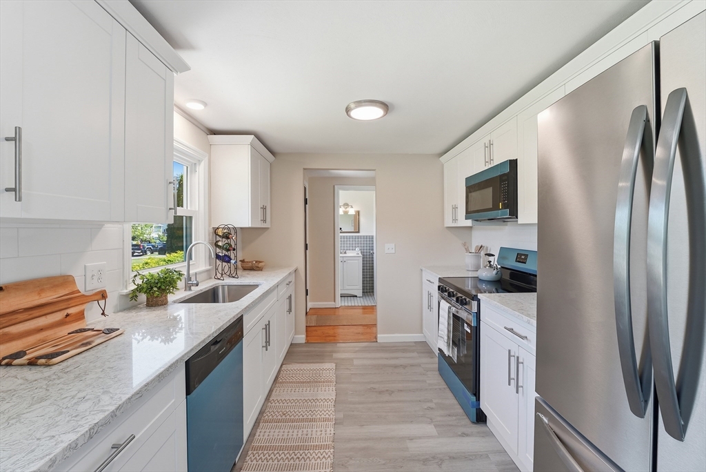 83 Druid Hill Road Springfield, MA 01129 - Photo 13 of 42