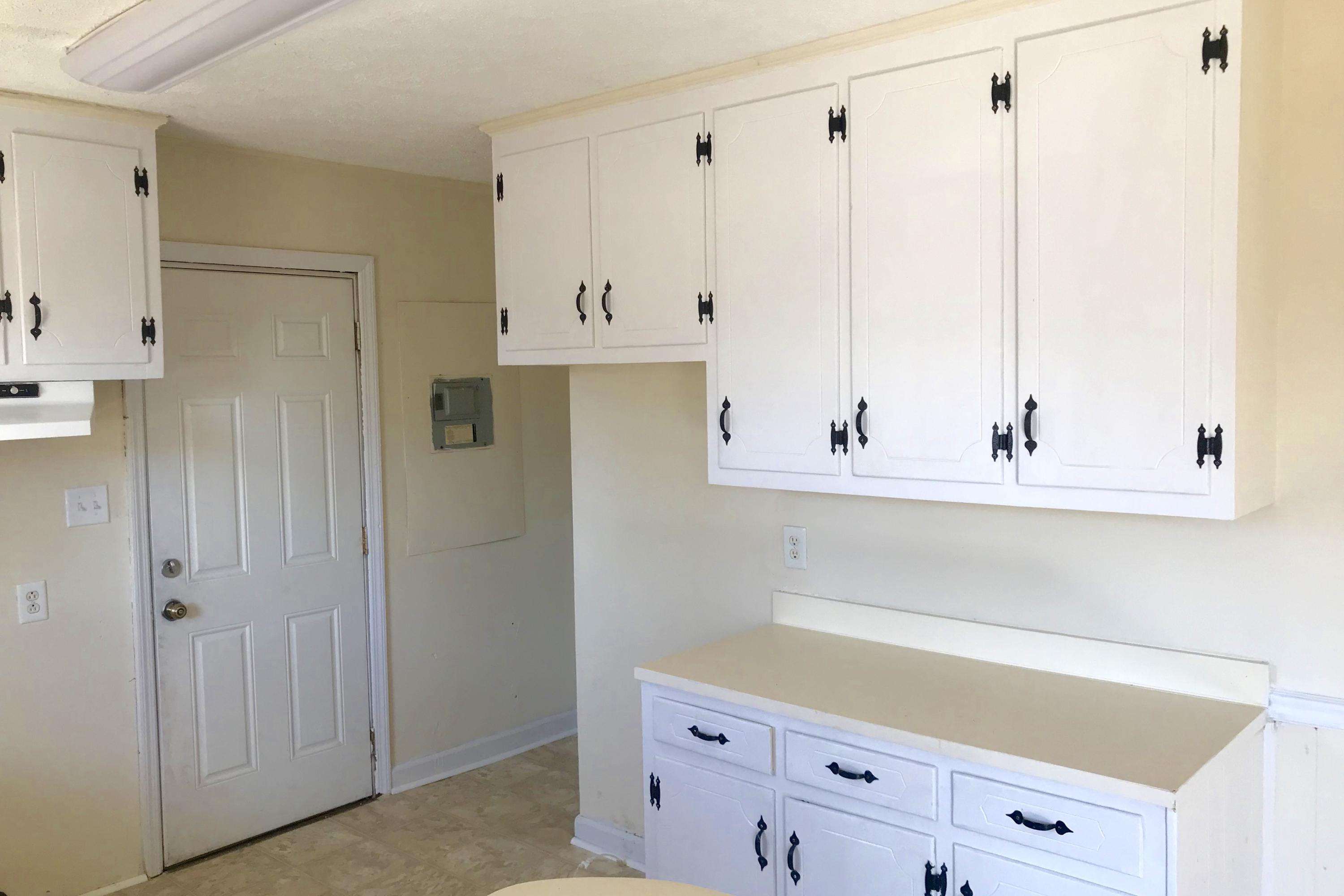 1027 Oak Avenue Rockingham, NC 28379 - Photo 6 of 14 IMG_8686