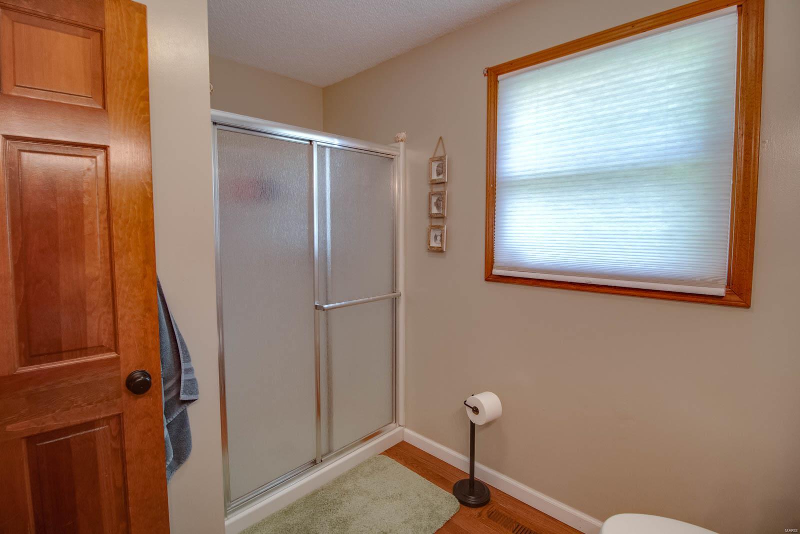 6104 Wenzel Road Alton, IL 62002 - Photo 20 of 64