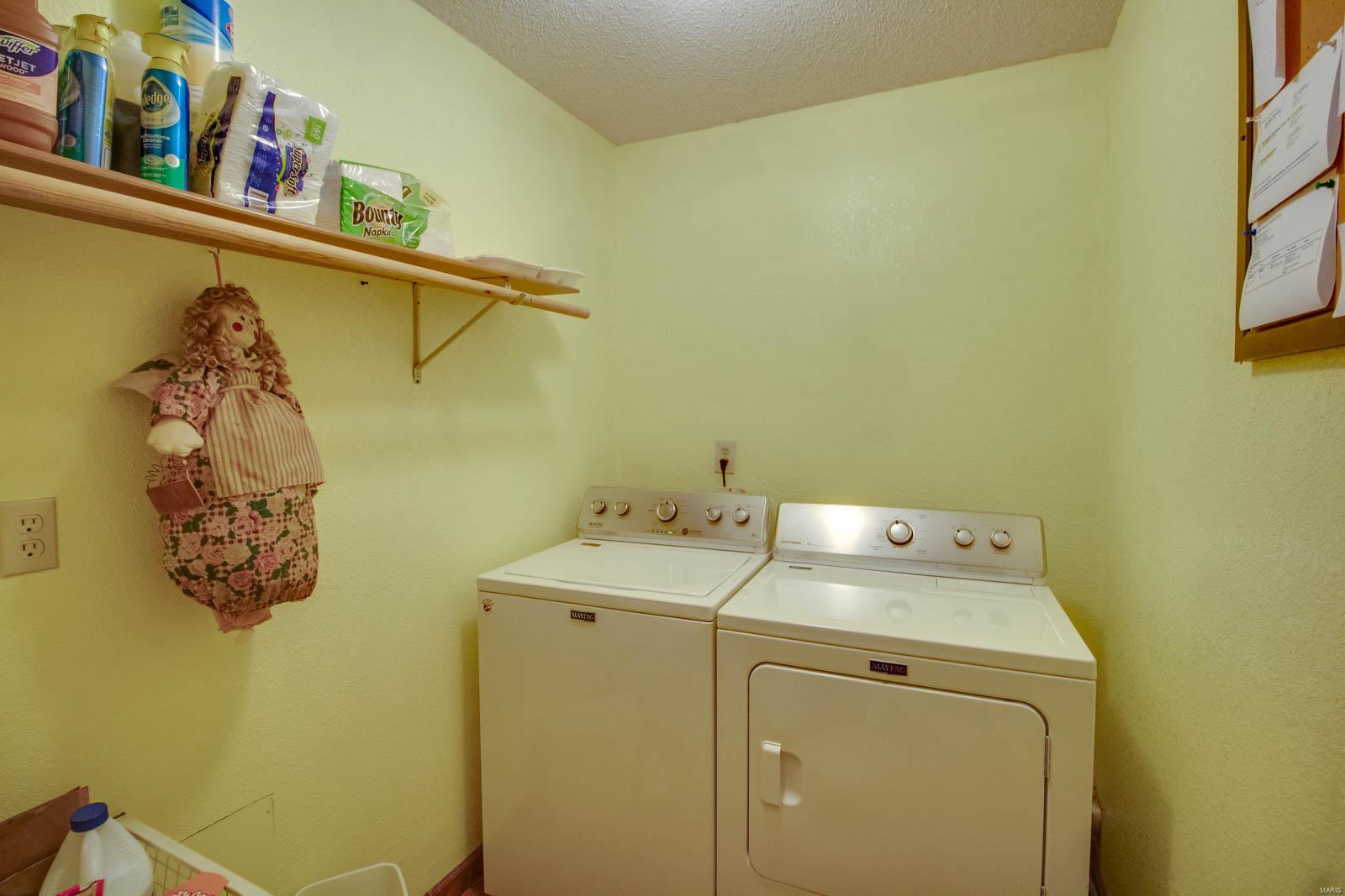 6104 Wenzel Road Alton, IL 62002 - Photo 22 of 64