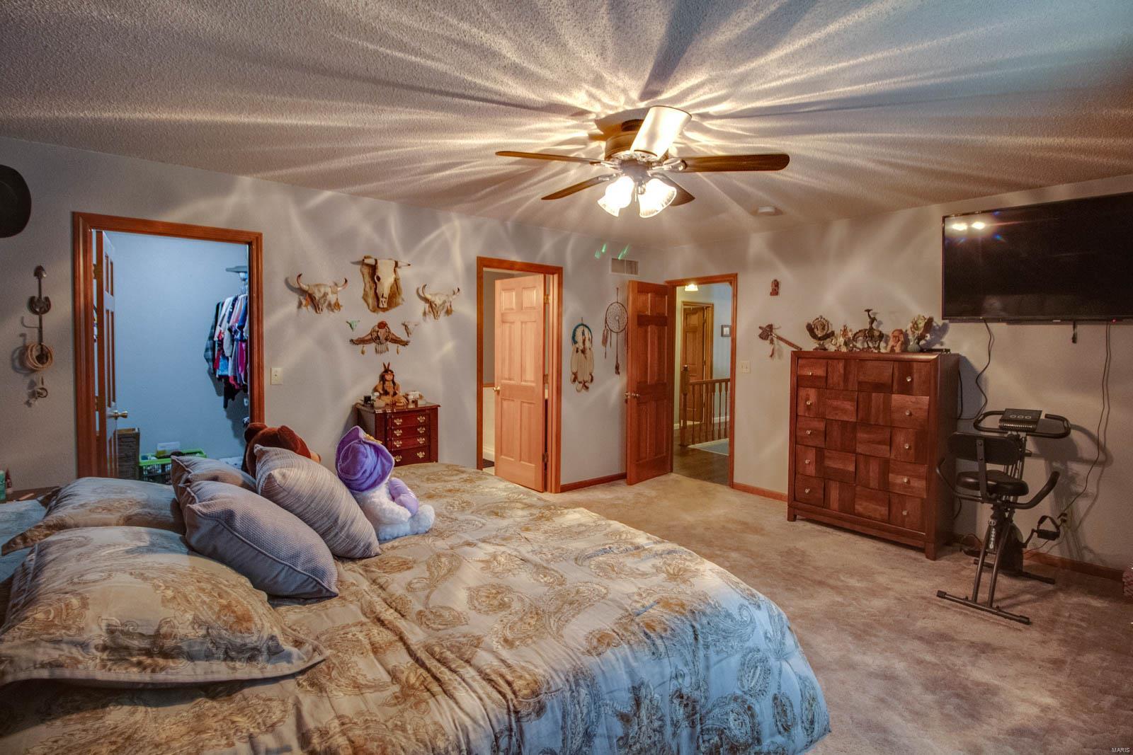 6104 Wenzel Road Alton, IL 62002 - Photo 29 of 64