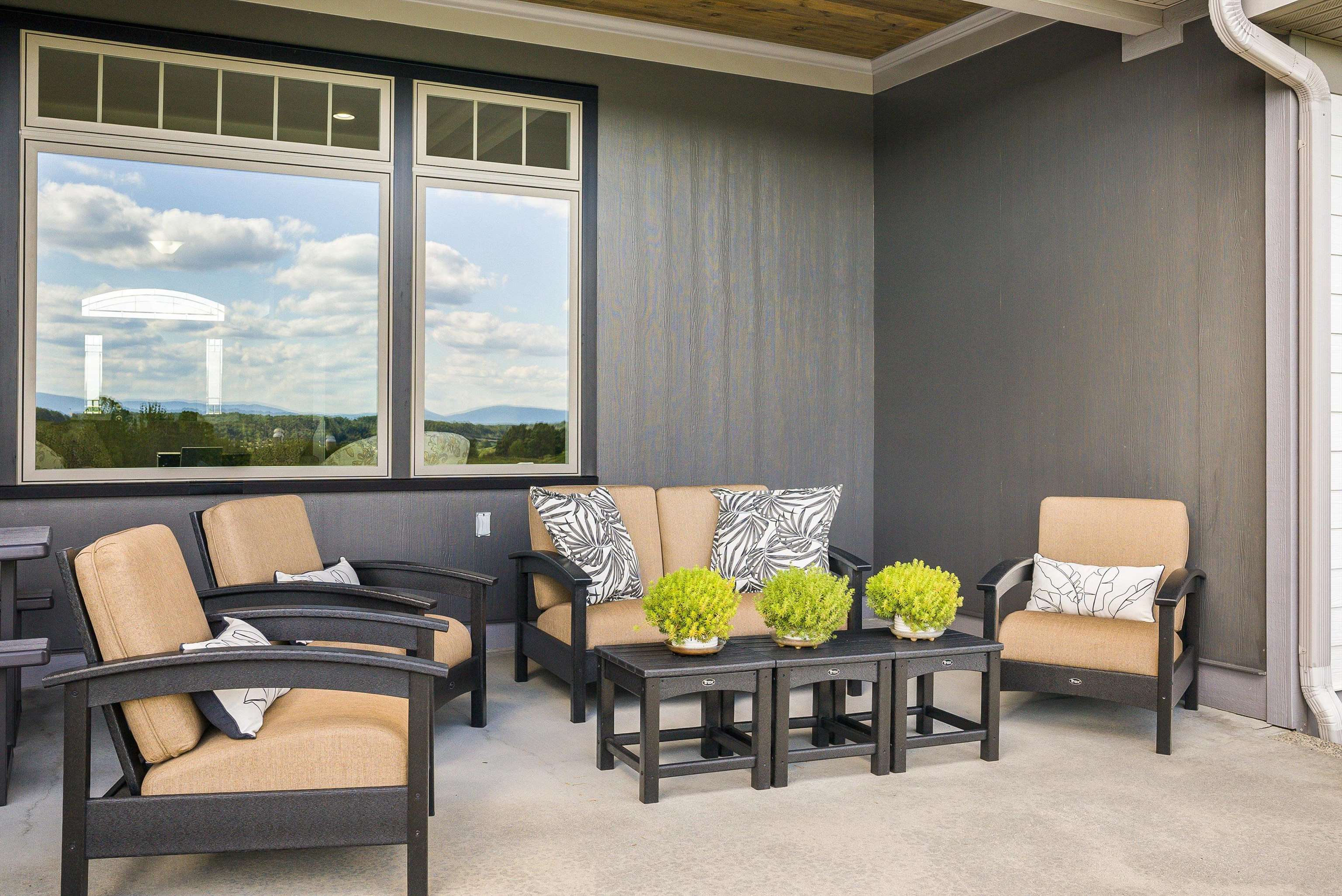 73 Bailey Road Fort Defiance, VA 24437 - Photo 56 of 73 a outdoor living space with furniture