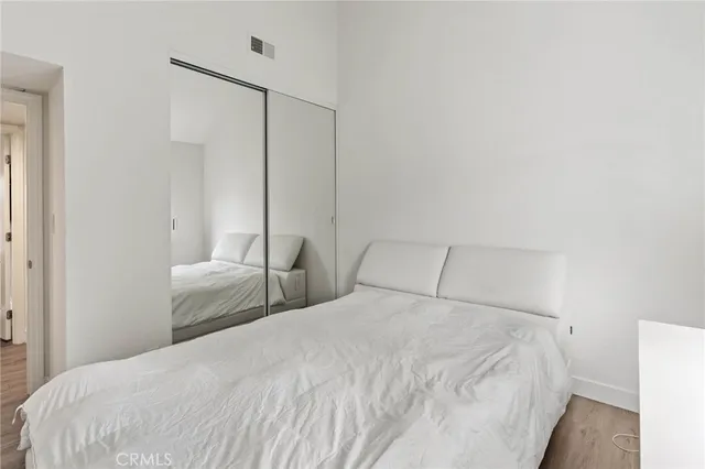 $4,995 | 5757 Owensmouth Avenue, Unit 1, Woodland Hills, CA 91367