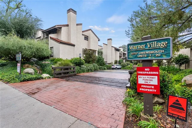 $4,995 | 5757 Owensmouth Avenue, Unit 1, Woodland Hills, CA 91367