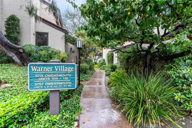 $4,995 | 5757 Owensmouth Avenue, Unit 1, Woodland Hills, CA 91367