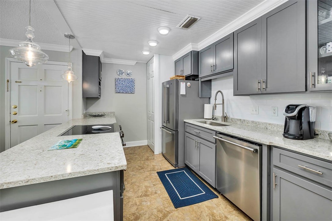 850 Mallery Street, Unit 3E St. Simons Island, GA 31522 - Photo 3 of 15