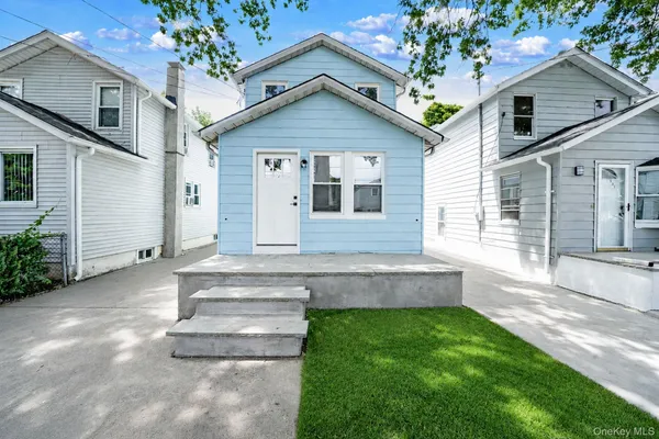 $675,000 | 532 Washington Avenue, West Hempstead, NY 11552